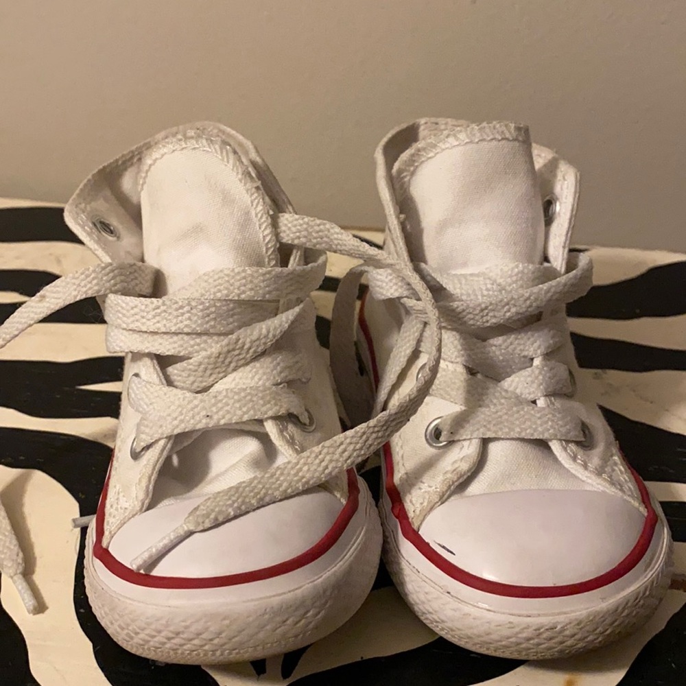 White converse